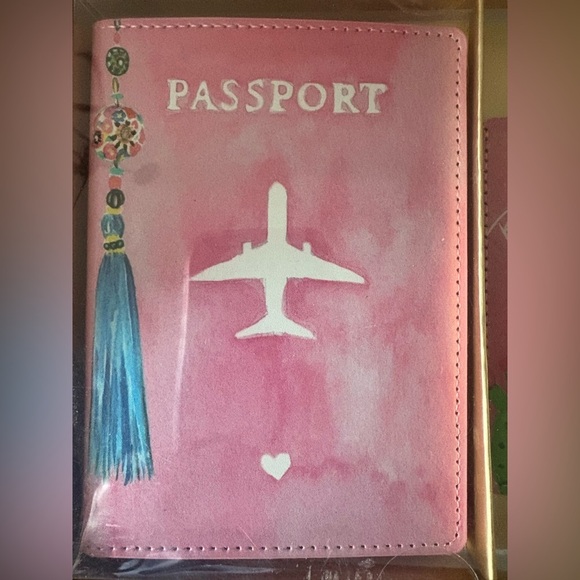 Pink Passport Holder and Luggage Tag Set - Picture 3 of 4